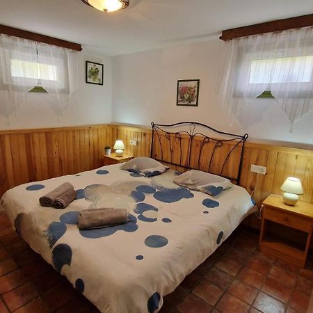 El Refugio Villa Turis Bagian luar foto